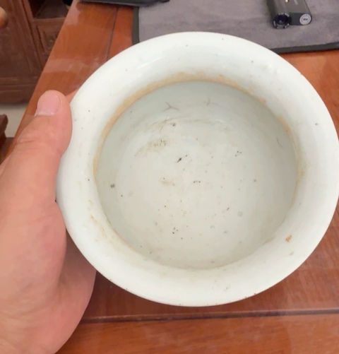 古玩陶瓷青花纏枝花卉紋香爐真品鑒賞圖