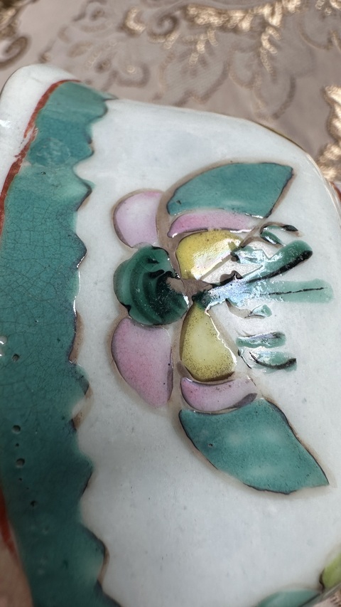 古玩陶瓷粉彩花卉紋貢碗真品鑒賞圖