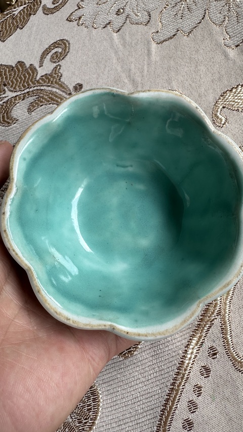 古玩陶瓷粉彩花卉紋貢碗真品鑒賞圖