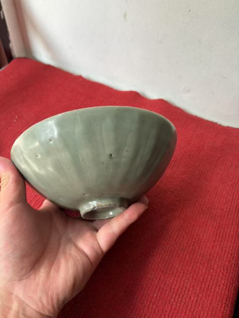 古玩陶瓷龍泉窯蓮瓣碗真品鑒賞圖