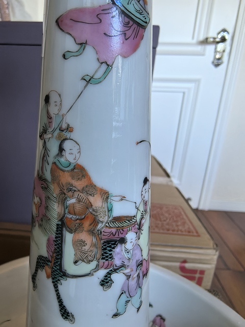古玩陶瓷粉彩燭臺真品鑒賞圖