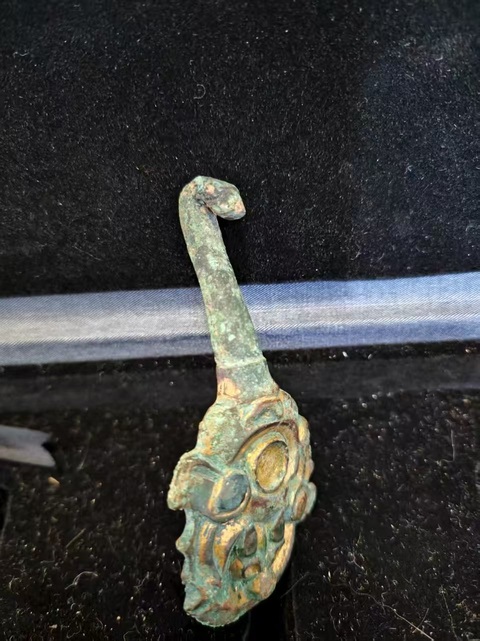 古玩銅器漢·鎏金狐面鉤拍賣，當前價格536元