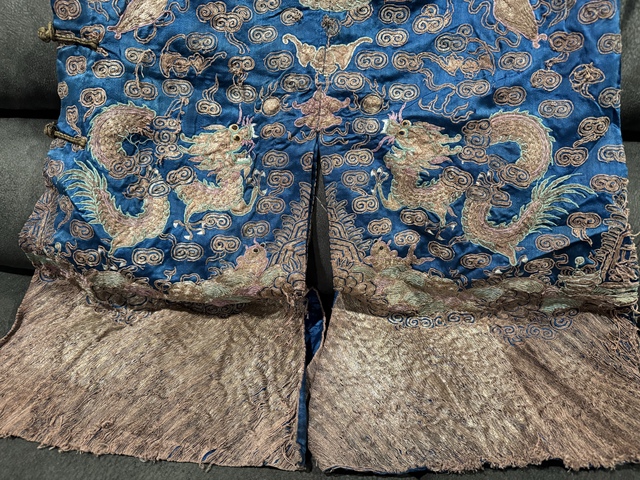 古玩雜項蟒袍真品鑒賞圖