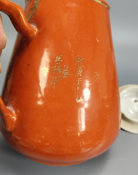 古玩陶瓷珊瑚紅描金壽松圖茶壺真品鑒賞圖