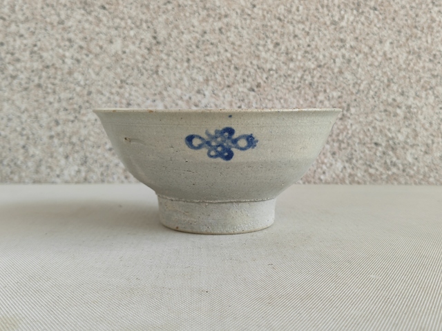 古玩陶瓷青釉青花碗真品鑒賞圖