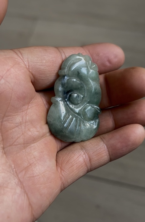 古玩玉器翡翠掛墜真品鑒賞圖