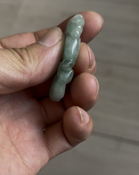 古玩玉器翡翠掛墜真品鑒賞圖
