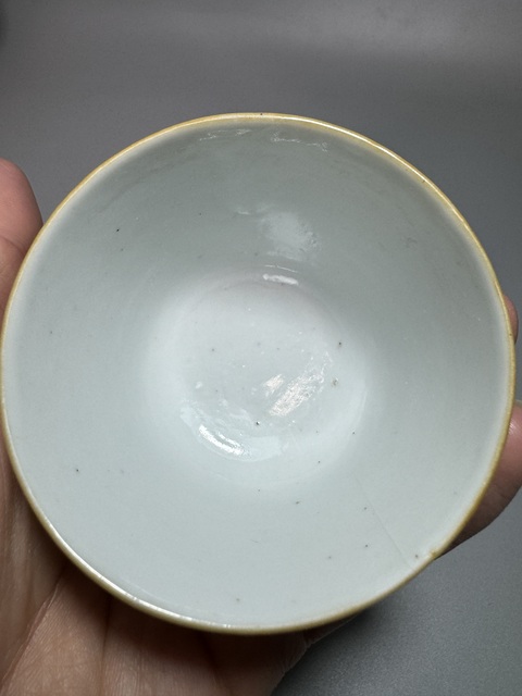 古玩陶瓷粉彩百子鬧春圖仰鐘杯真品鑒賞圖