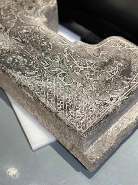 古玩雜項魚化龍紋飾青石門枕石真品鑒賞圖