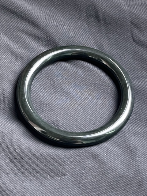 古玩玉器和田黑青玉手鐲真品鑒賞圖