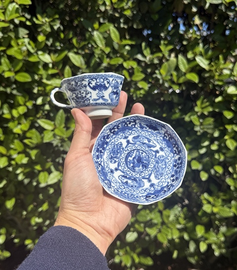 古玩陶瓷青花杯盤真品鑒賞圖