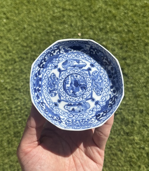 古玩陶瓷青花杯盤真品鑒賞圖