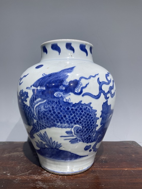 古玩陶瓷青花麒麟罐真品鑒賞圖