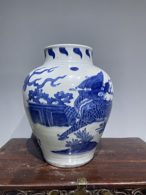 古玩陶瓷青花麒麟罐真品鑒賞圖