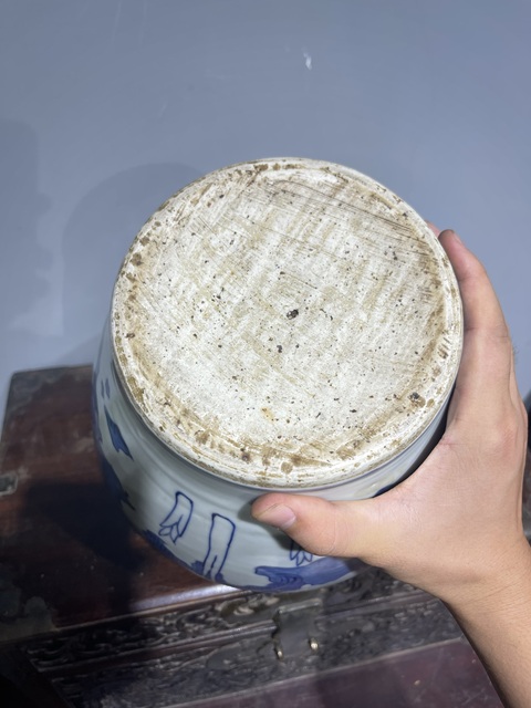 古玩陶瓷青花麒麟罐真品鑒賞圖