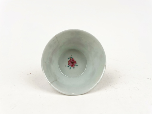 古玩陶瓷清雍正·粉彩雞缸杯拍賣,當前價格198元