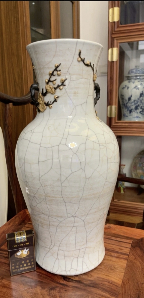 古玩陶瓷官釉瓶真品鑒賞圖