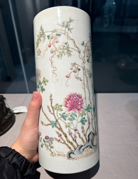 古玩陶瓷粉彩花卉紋筆筒一對真品鑒賞圖