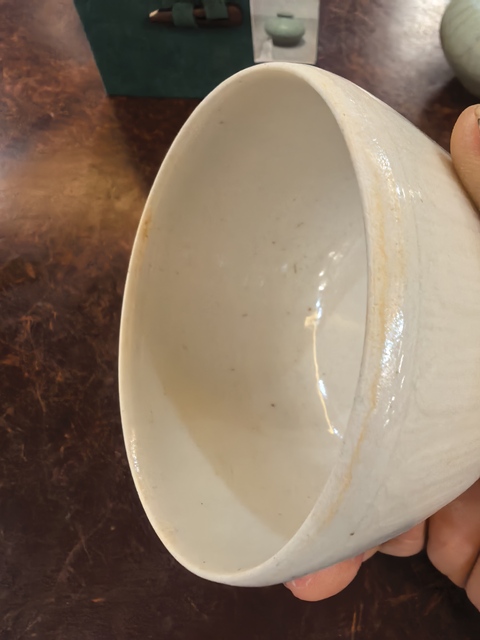 古玩陶瓷青白釉刻仰蓮紋蓋缸真品鑒賞圖