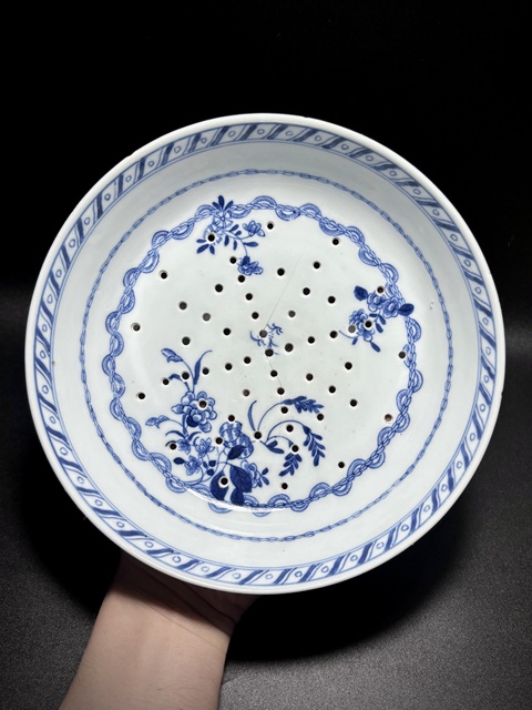 古玩陶瓷青花花卉紋壺承真品鑒賞圖
