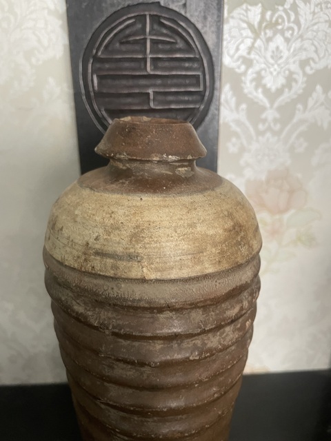 古玩陶瓷旋紋雞腿梅瓶拍賣,當前價格3500元