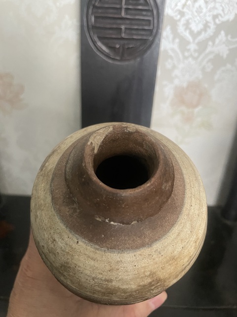 古玩陶瓷旋紋雞腿梅瓶拍賣,當前價格3500元