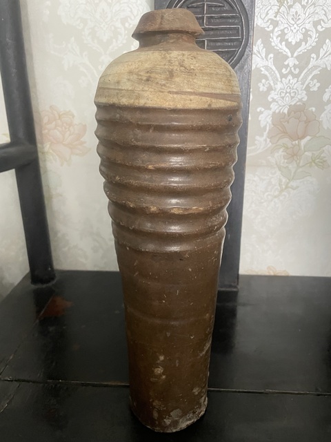 古玩陶瓷旋紋雞腿梅瓶拍賣,當前價格3500元