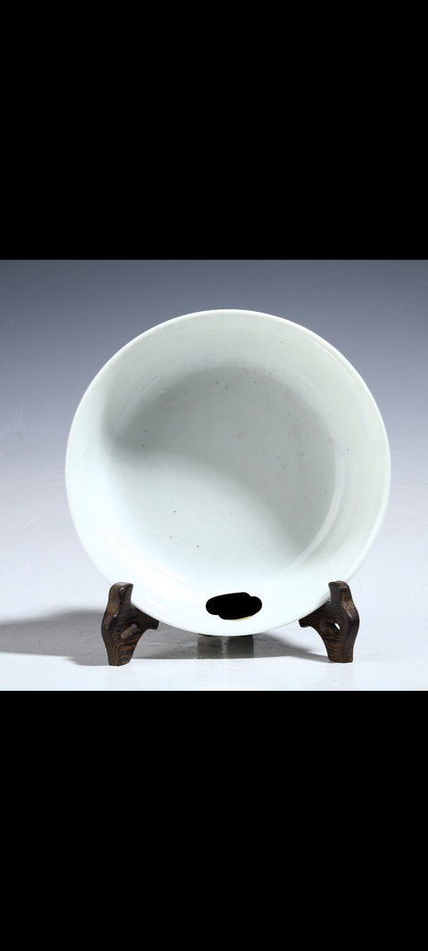 古玩陶瓷瓜蝶連綿粉彩碗真品鑒賞圖