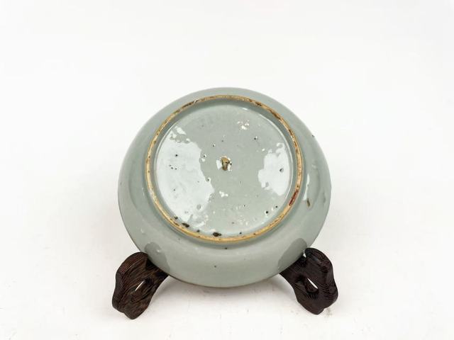 古玩陶瓷清雍正·粉彩粉彩桃紋紫金釉盤真品鑒賞圖