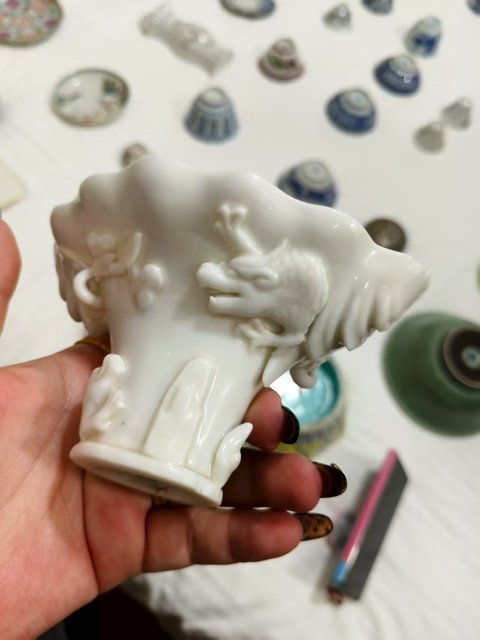 古玩陶瓷德化窯白釉靈芝杯真品鑒賞圖