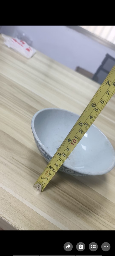 古玩陶瓷青花花卉紋花口碗真品鑒賞圖
