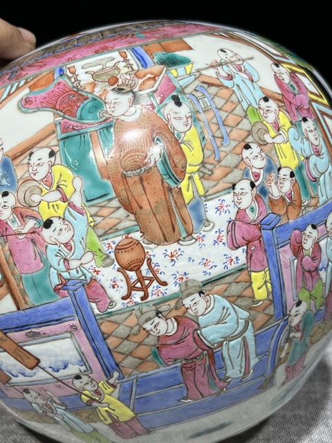 古玩陶瓷百子鬧春圖粉彩西瓜罐真品鑒賞圖