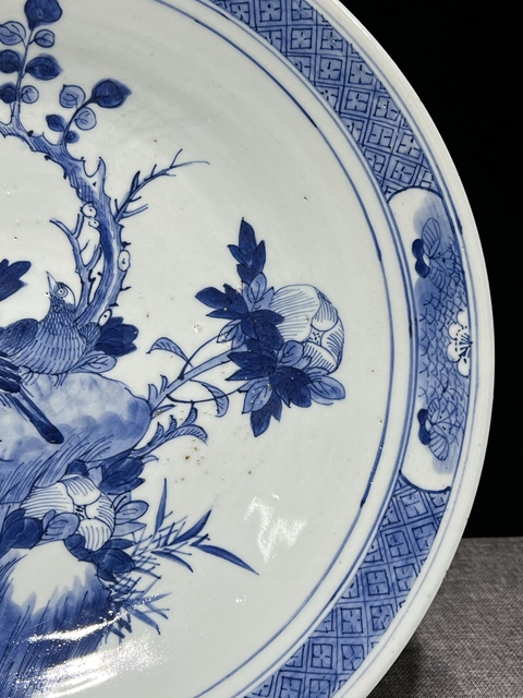 古玩陶瓷青花洞石花鳥紋盤真品鑒賞圖