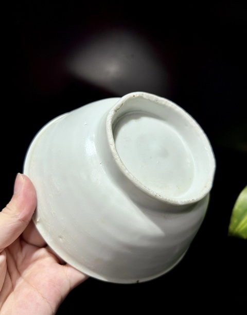 古玩陶瓷明早期甜白釉碗拍賣(mài)，當(dāng)前價(jià)格7888元