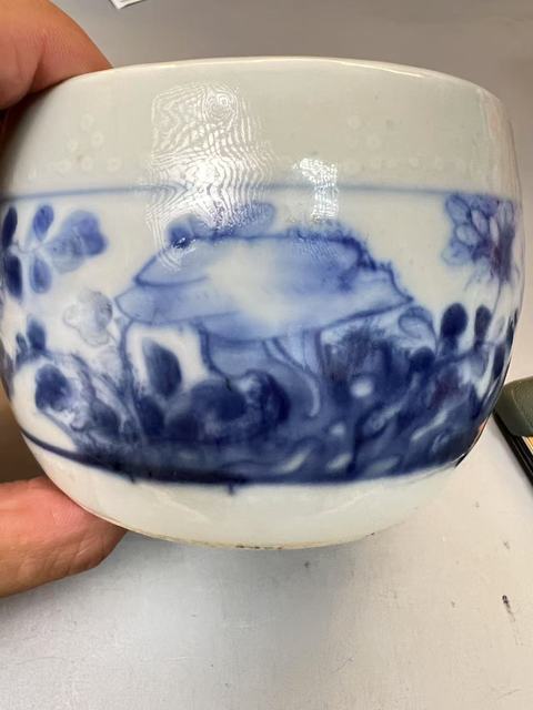 古玩陶瓷青花洞石花卉紋水洗真品鑒賞圖
