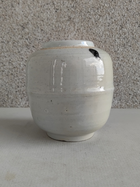 古玩陶瓷白釉罐拍賣(mài)，當(dāng)前價(jià)格580元