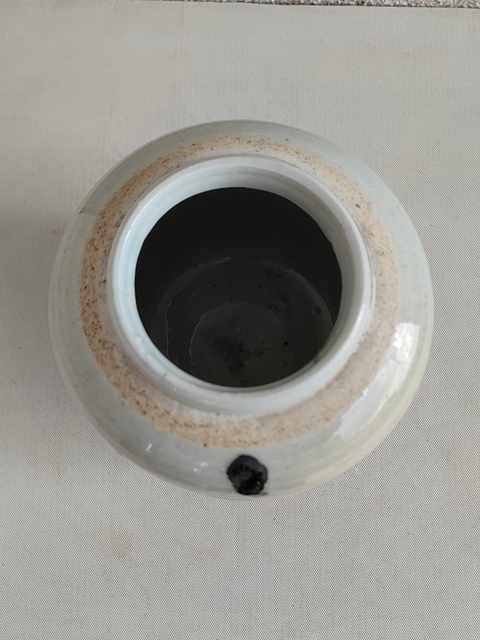 古玩陶瓷白釉罐拍賣(mài)，當(dāng)前價(jià)格580元