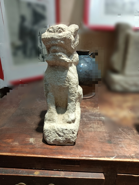 古玩雜項案頭獅真品鑒賞圖