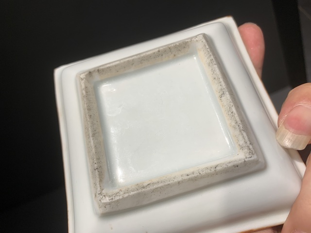 古玩陶瓷歲寒三友松竹梅四方青花盤真品鑒賞圖