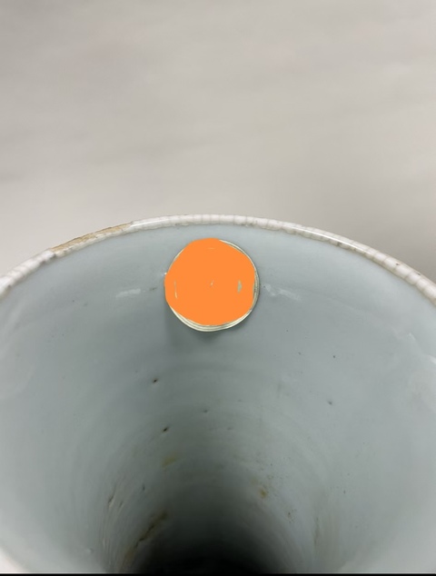 古玩陶瓷粉彩花卉開窗人物賞瓶真品鑒賞圖