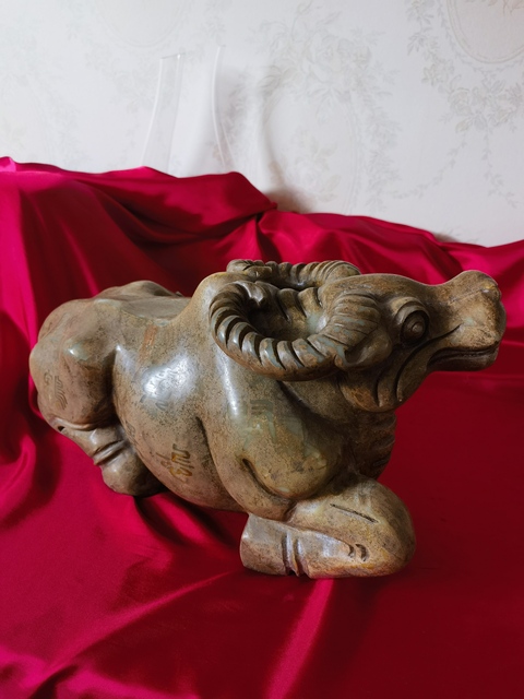 古玩玉器仿古做舊牛型件真品鑒賞圖