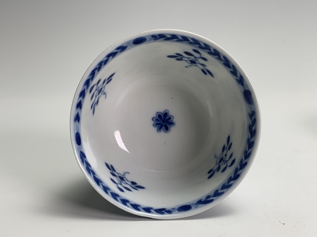 古玩陶瓷清中早期·青花圣母圖紋杯碟拍賣,當前價格5820元