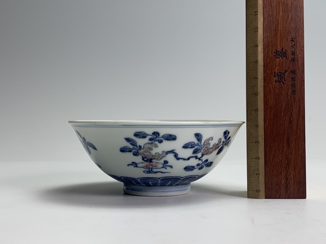 古玩陶瓷清乾隆·青花釉里紅三多紋碗拍賣,當前價格608元