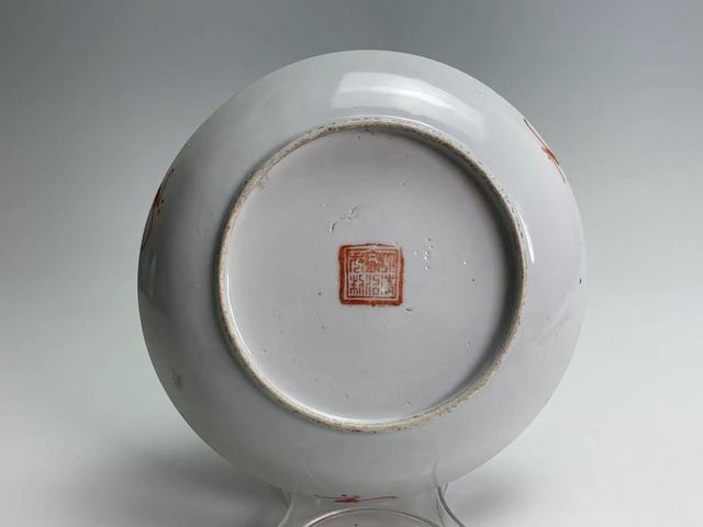 古玩陶瓷清同治·粉彩人物故事紋盤拍賣，當前價格332元