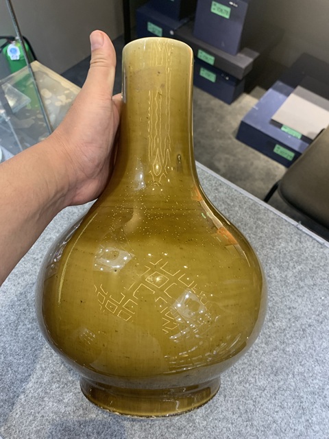 古玩陶瓷清光緒廠官釉荸薺瓶拍賣，當前價格38000元