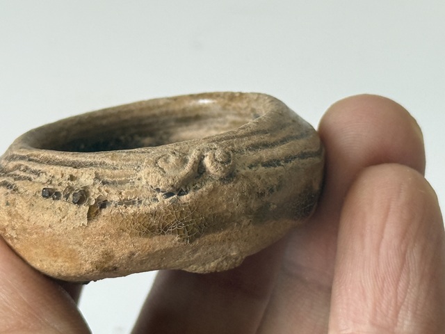 古玩陶瓷西周原始青瓷s紋水盂真品鑒賞圖