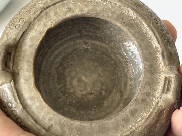 古玩陶瓷越窯青瓷四系棱形紋蓋罐真品鑒賞圖