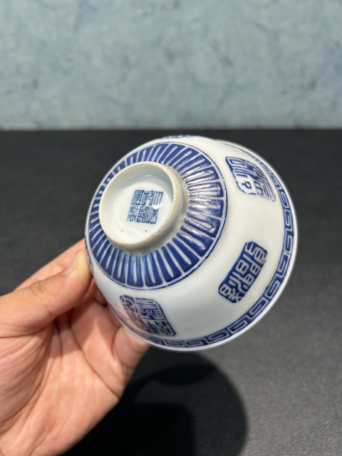 古玩陶瓷料彩印章紋碗真品鑒賞圖