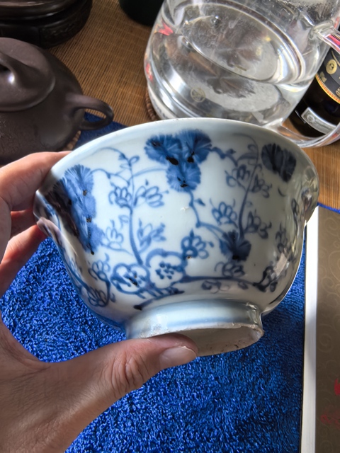 古玩陶瓷青花花卉紋碗真品鑒賞圖
