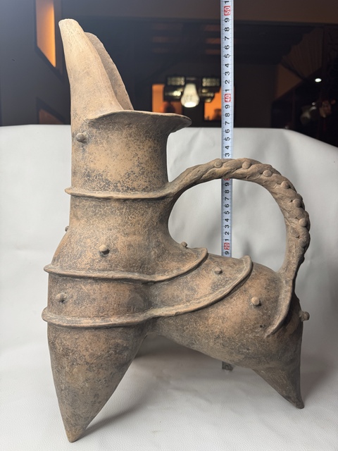 古玩陶瓷龍山文化·陶鬹真品鑒賞圖